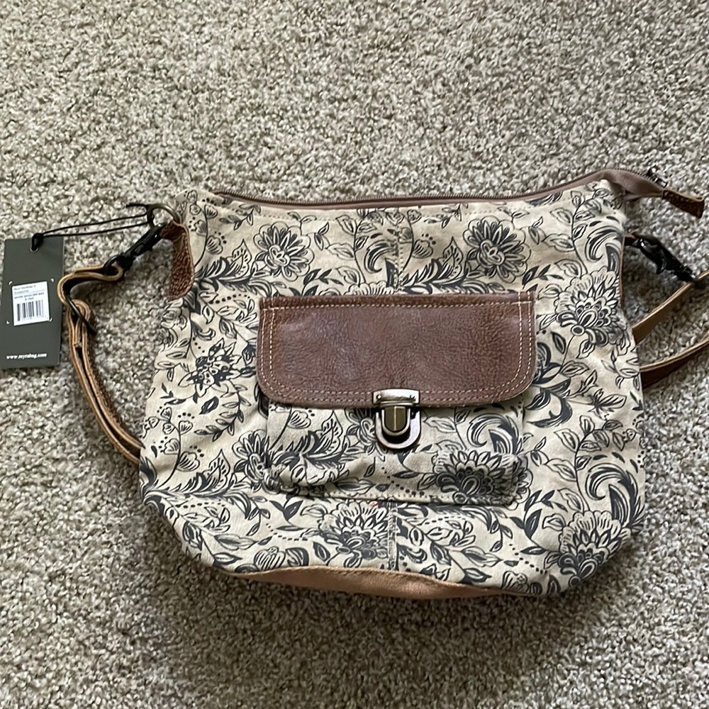 Myra Adjustable Shoulder Bag